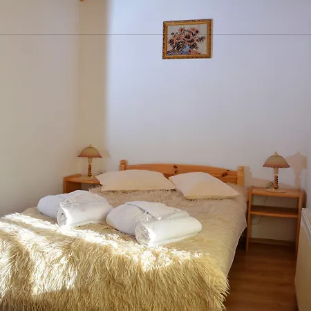 Trenchova Maison d'hôtes 3*