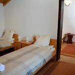 Trenchova Konukevi Bansko
