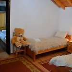 Trenchova Konukevi