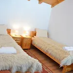 Trenchova Konukevi Bansko