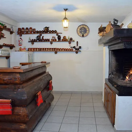 Trenchova Gasthuis 3*