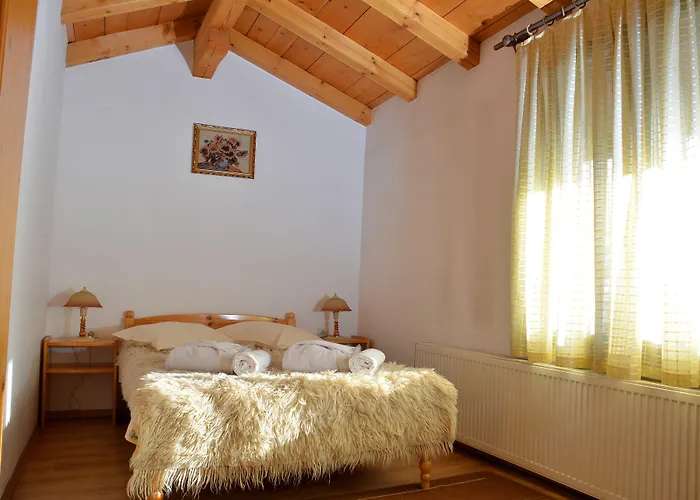 тренчова къща 3*