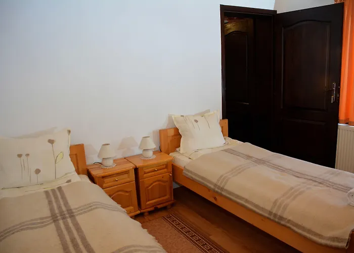 тренчова къща Къща за гости 3*