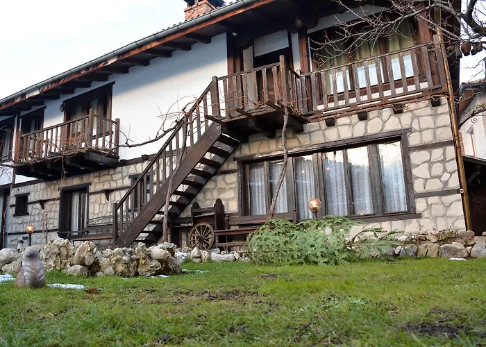 тренчова къща