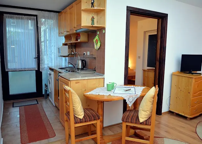 Къща за гости тренчова къща 3*