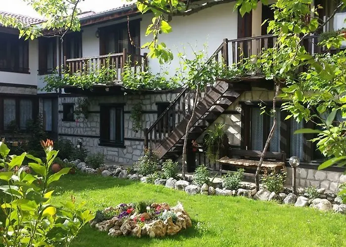 Къща за гости тренчова къща